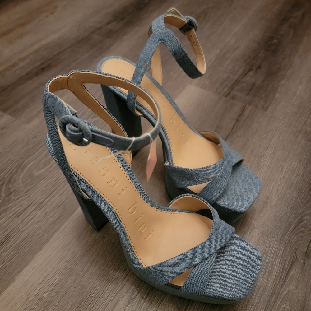 Gianni Bini Hartliye Denim Knot Ankle Strap Platform Sandals Size 9.5 - Picture 2 of 11